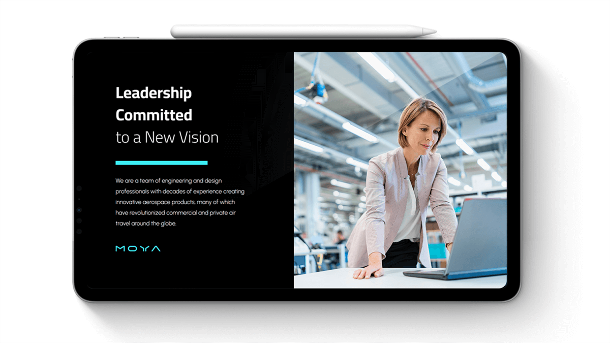 tablet com o slide da moya aero falando sobre a visão da liderança